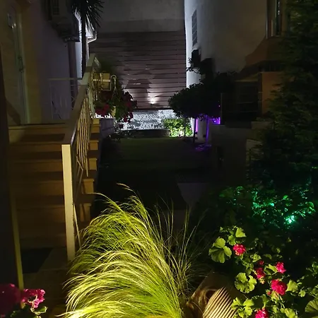 Denis * Stavros (Thessaloniki)